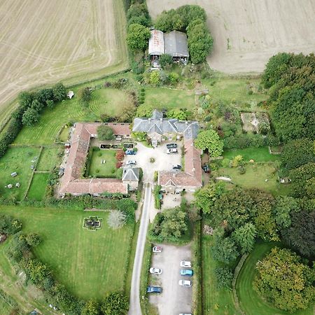 West Compton Manor Panzió Maiden Newton Kültér fotó